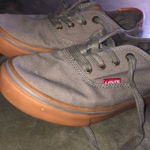 Boys levi shoes